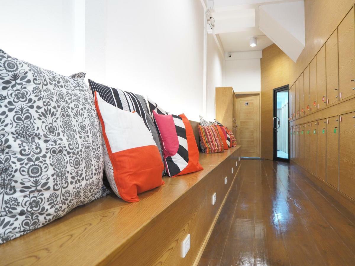 Terminal Hostel Лампанг Екстериор снимка